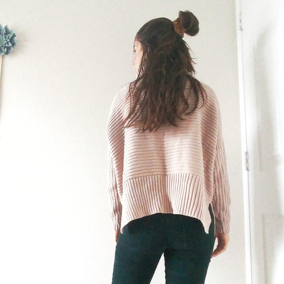 Tan Ribbed Turtleneck - Picture 4 of 4